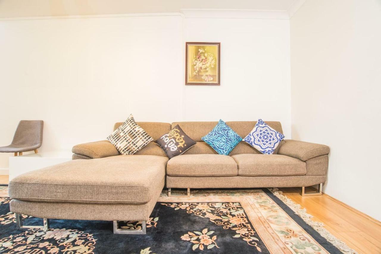 Apartment Spacious & Cozy Apt@heart Of Redfern Closes To Cbd
